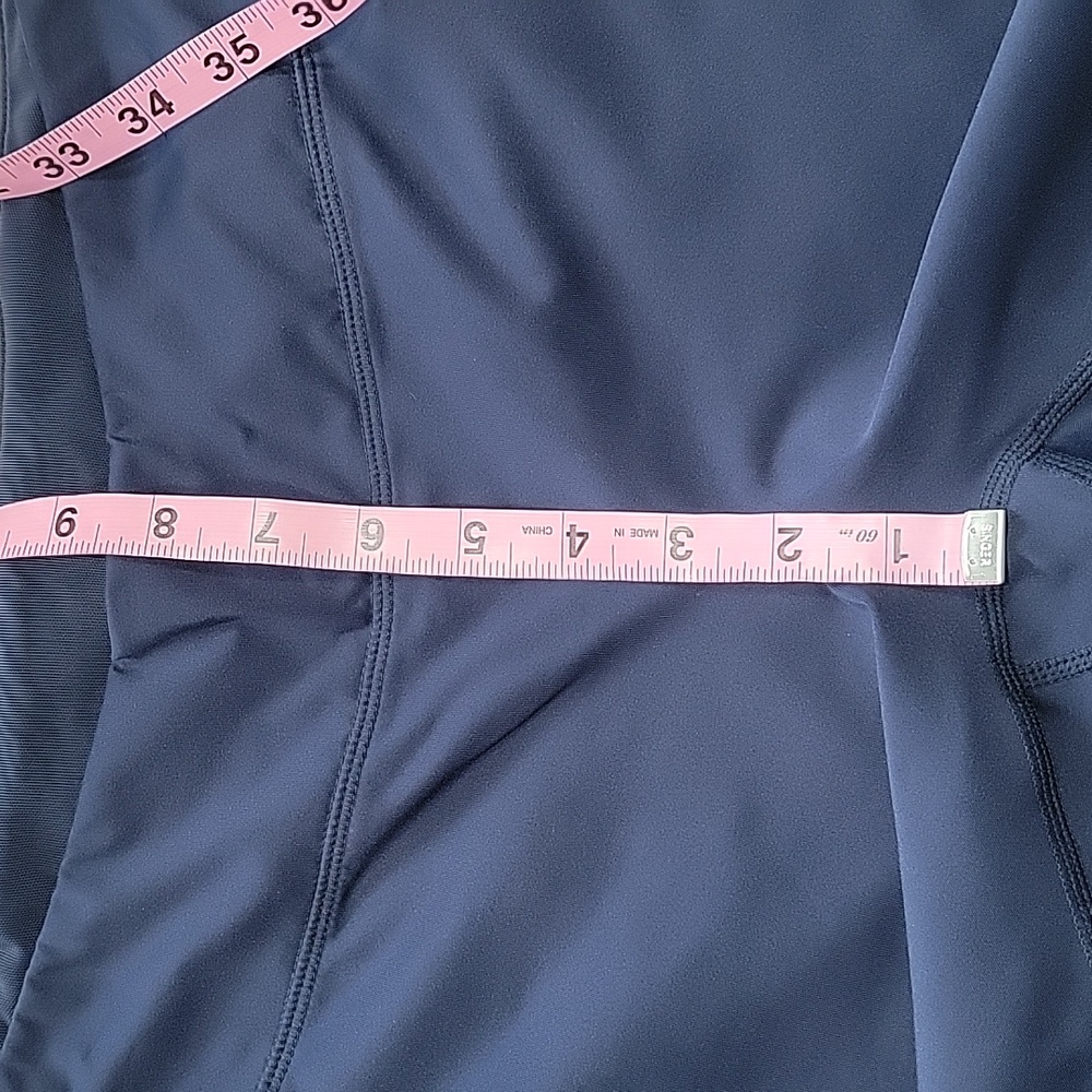 Nike Size L Navy Blue Racer Crop Leggings (Running Essential Crop Capri) - Picture 9 of 15